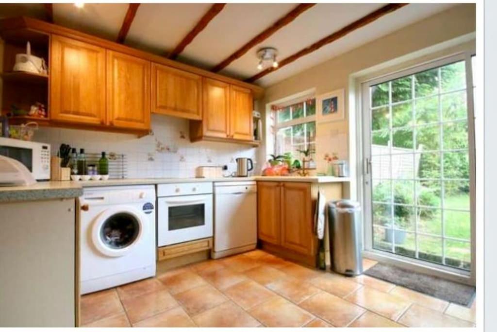 Bumblebee Cottage - Cosy Cottage In Area Of Outstanding Natural Beauty Hemel Hempstead Ngoại thất bức ảnh