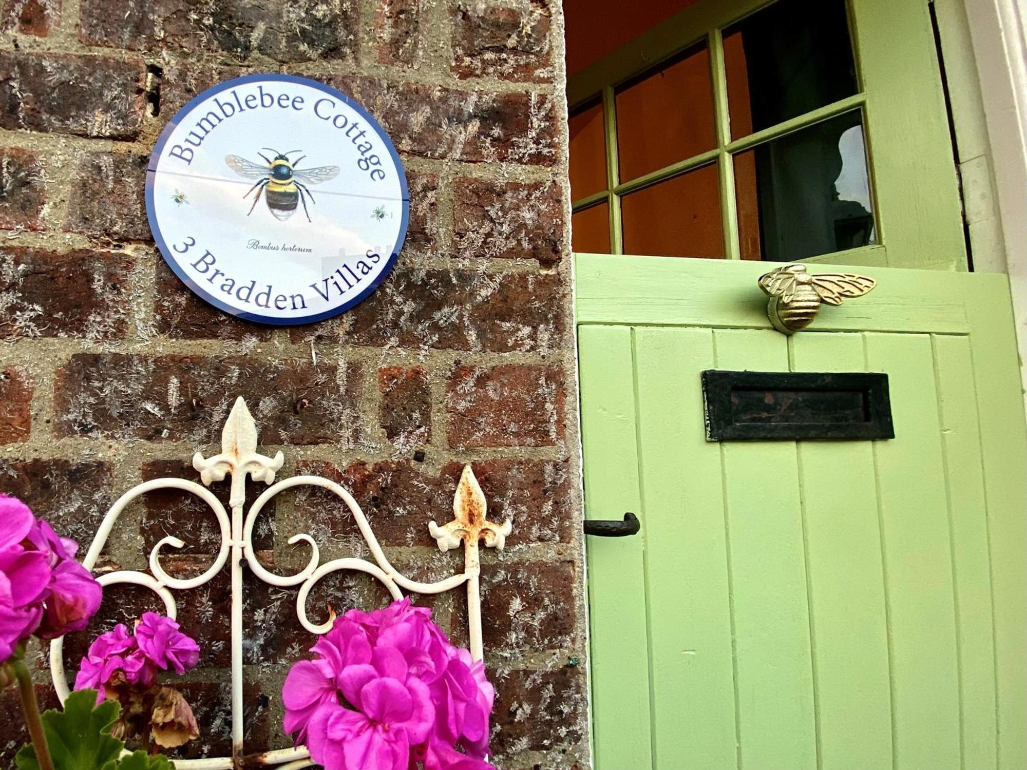 Bumblebee Cottage - Cosy Cottage In Area Of Outstanding Natural Beauty Hemel Hempstead Ngoại thất bức ảnh